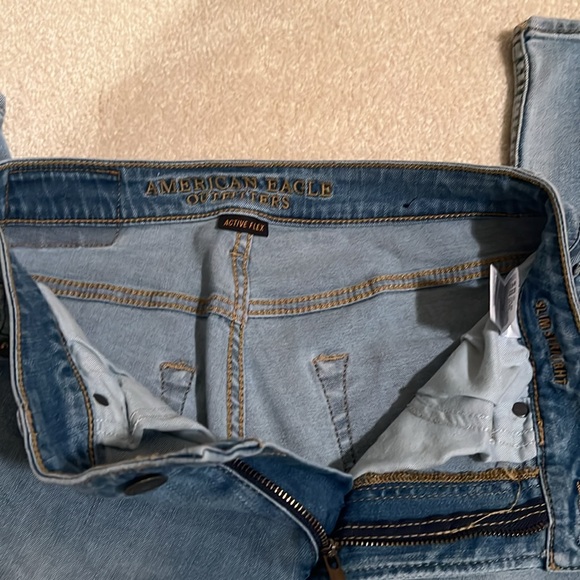 Very soft and stretchy. Active flex slim straight 28x30 - Picture 3 of 4